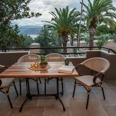 Aparthotel Krissaia Seaside Galaxídhion