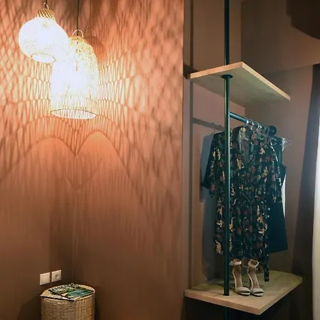 Krissaia Seaside アパートホテル 4*