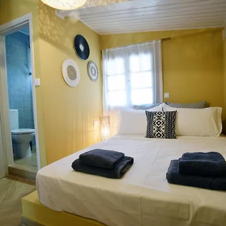 Krissaia Seaside アパートホテル