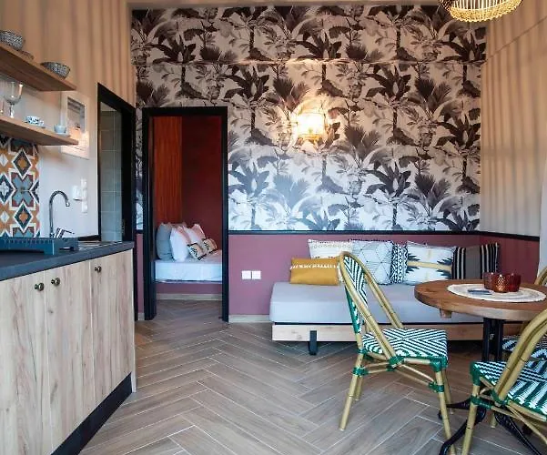 Krissaia Seaside Aparthotel 4*